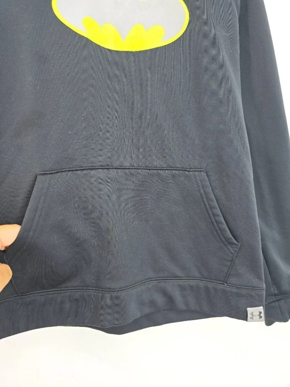 Under Armour Black DC Comics Batman Fleece Pullover Hooded Sweater Boys Size L
